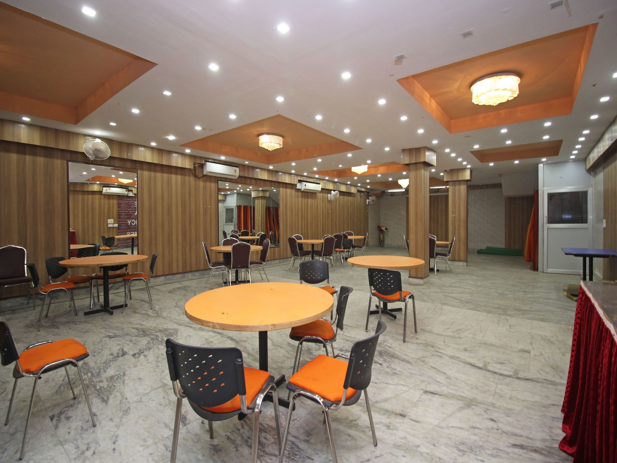 Oyo 576 Hotel Shree Kanta Residency Gurgaon Eksteriør billede